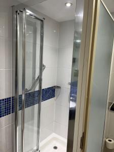 Standard Room with Free Hot Breakfast room in Holiday Inn Express London - Epsom Downs an IHG Hotel