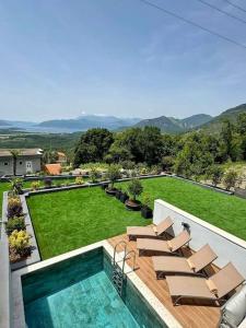 Vila sa Sopstvenim Bazenom 2