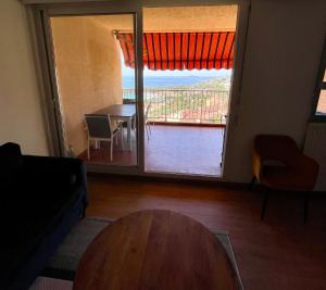 VUE EXCEPTIONNELLE - Ajaccio T3 rte Sanguinaires - Santa Lina