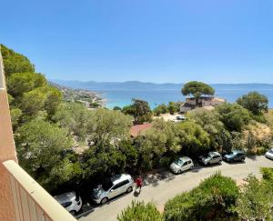 VUE EXCEPTIONNELLE - Ajaccio T3 rte Sanguinaires - Santa Lina