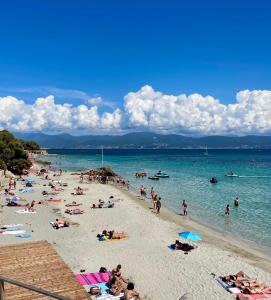 Appartements VUE EXCEPTIONNELLE - Ajaccio T3 rte Sanguinaires - Santa Lina : photos des chambres