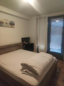 Location maison avec piscine privée.