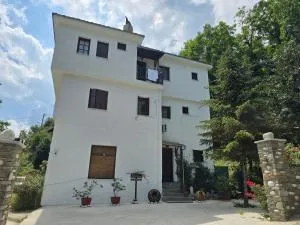 Karidia Apartments - 基索斯