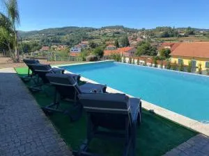 Casa Belavista by House and People - Parada