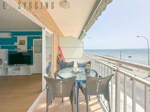 Vistas al mar en primera línea