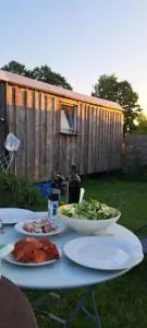 liberty - Urlaub im Zirkuswagen - Deibow