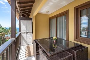 Loro Apt Playa de las Americas