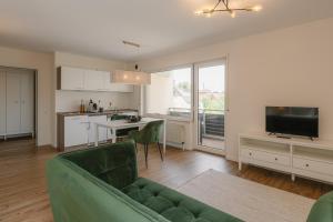 Exklusiv & Zentral: 1-Zi. Apartment mit Balkon Stellplatz