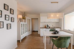 Exklusiv & Zentral: 1-Zi. Apartment mit Balkon Stellplatz
