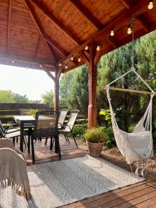 Duży całoroczny domek - dwie łazienki, balia