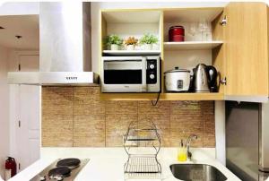 Azure Rio East Staycation Hosted by Jason Galia