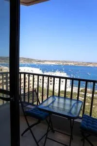 Spacious Mellieha 2BR home with Stunning Sea Views by 360 Estates - Għajn Żejtuna