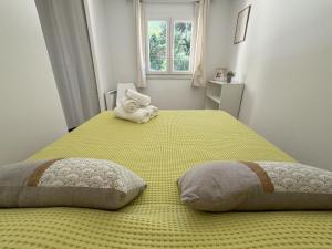 LAuguière Est, maisonnette sans vis-à-vis et au calme avec vue sur les vignes