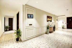 Saltstayz Premier - Cyber Hub