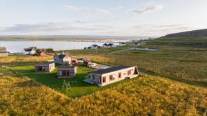 Ekker Island Arctic Lodge