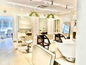 The Sunset Loft - World-class stylish 1 Bedroom Apartment