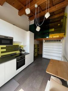 Casa indipendente con vista acquedotto romano