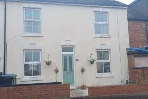 Rugby town centre house close to rugby train station and rugby school - Catthorpe