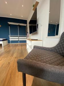 Blaue Lagune 2,5 Zimmer Balkon smartTV Küche WiFi