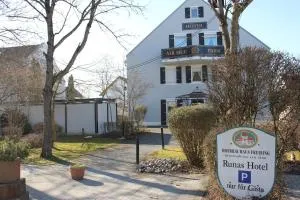 Runas Air Muc Park Sleep & Fly - Eichenried bei Erding