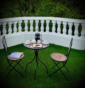 Private Gated Home, 5 bed rmsensuite, sleeps ten.