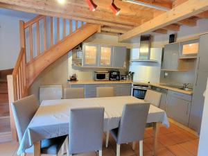 Maison calme avec jardin, 3 chambres, cheminée proche station de ski - FR-1-393-151