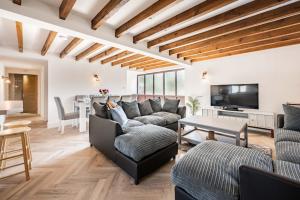 Host & Stay - Fender Cottage