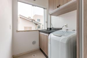 Excelente Apartamento a 2 minutos da Praia de Bombas