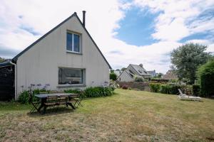 Maisons de vacances Maison Familiale Kerlaho - Vue Mer : photos des chambres