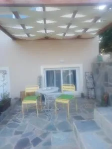 Dina - Áyios Yeóryios