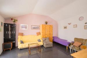 Cozy Guest House Kamenita