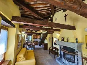 Agriturismo Ca Serrantonio - Ferri Appartamento Rossini - Apecchio