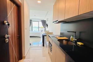 Laguna Maldives Pool View