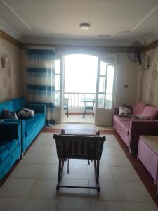 شقه فندقيه علي البحر