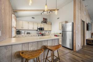 Country Club Flagstaff home with view of Golf Course