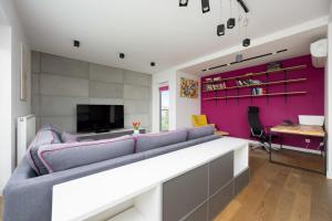 Apartment with Terrace & Parking by Noclegi Renters