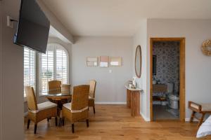 Ocean Home Sweet Home - Suite 3