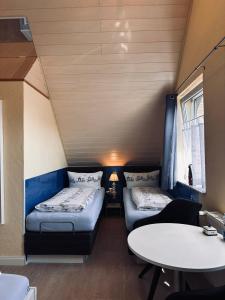 Family Room room in Hotel Drostenhof garni