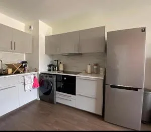 Bel apparemment bien équipé - 厄梅瑞维尔