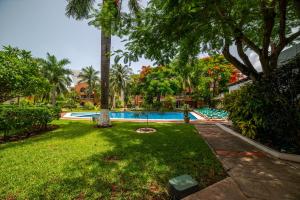 Depa frente a plaza las Americas Cancun