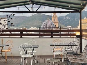 ESTUDIO CON JACCUZI Y SAUNA montaña y playa