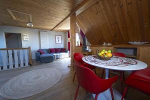 Appartements RIESLING - Vue imprenable sur le vignoble - renove recemment - parking gratuit : photos des chambres