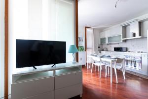 Appartamento Caterina a 5 minuti da Milano Fiere e San Siro con Wifi-Netflix-Free Parking