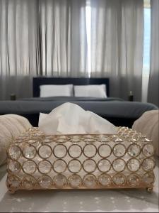 Cornich Street - Suave Sea View Room