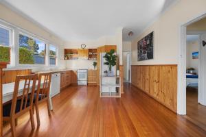 Settle In Retro cottage, Cowes