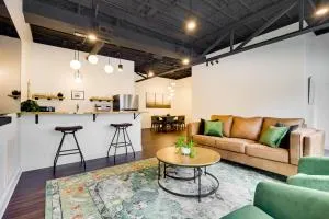 Modern Harrisonburg Home - 2 Mi to JMU! - Singers Glen