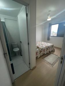 Apartamento no sétimo andar com piscina e garagem
