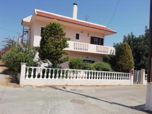 ΙΔΙΩΤΙΚΟ ΔΙΑΜΕΡΙΣΜΑ ω