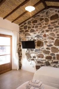 Domo Bangone - Sa Corte img20