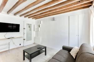 Studio 5mn walk from Oberkampf metro station